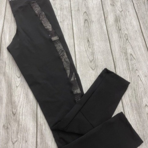 CALZA CON SUBLIMADO COSTADO Y RIÑONERA