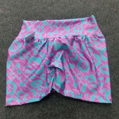 SHORT ROSA MANCHADO VERDE