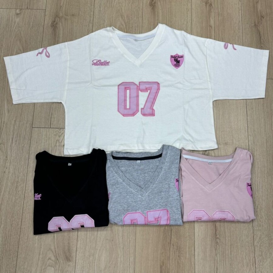 REMERA CROP CUELLO V 07