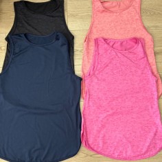 MUSCULOSA CERRADA MANCHAS