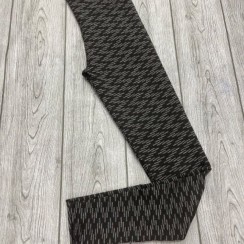 CALZA NEGRA CON GRIS TEXTURADA