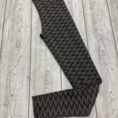 CALZA NEGRA CON GRIS TEXTURADA