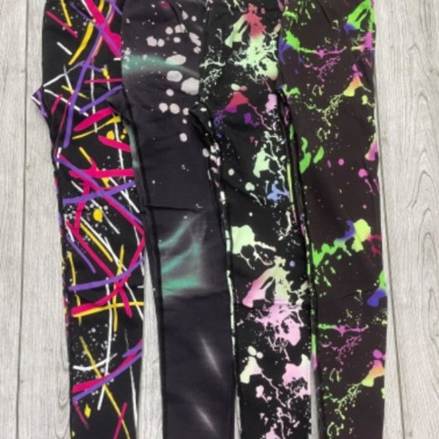 CALZA NEGRA CON PINTURA SEAMLESS