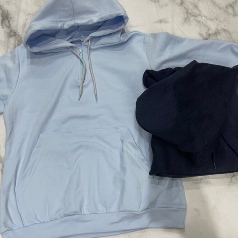 BUZO CAPUCHA MEDIO CIERRE