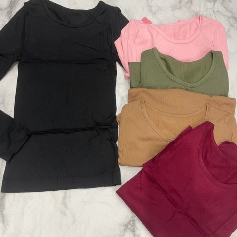 REMERA CON RAYA MANGAS