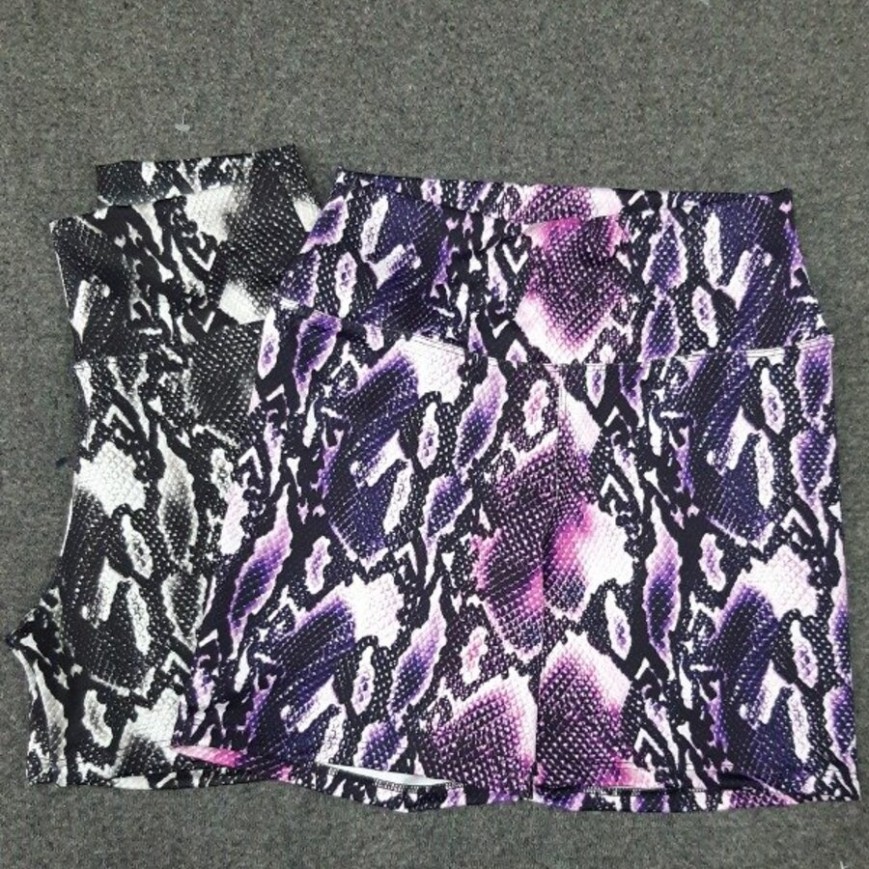 SHORT SUELTO CON POLLERA ATRAS