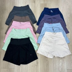 SHORT SUELTO DETALLE ATRAS