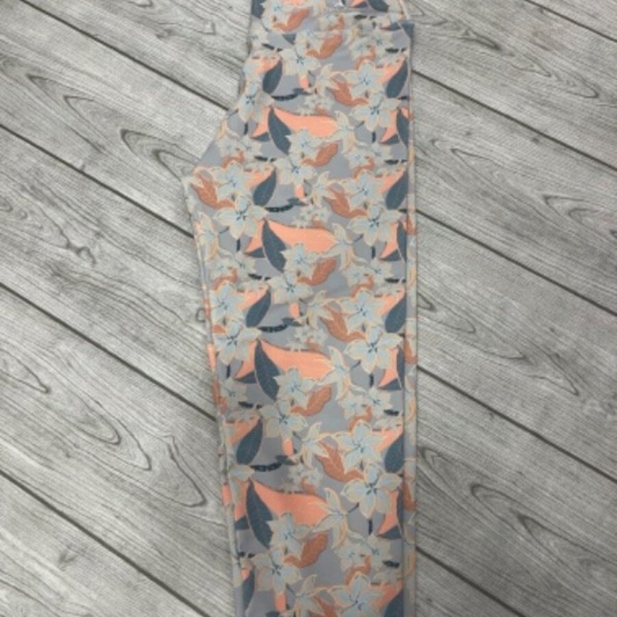 PESCADORA CELESTE FLORES SALMON