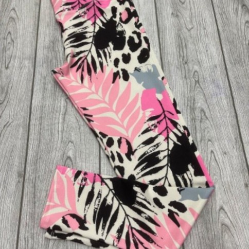 CALZA ROSA DETALLES PRIN