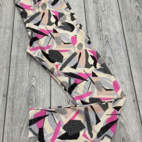 CALZA TIPO ROMBOS Y TRIANGULOS CLARA