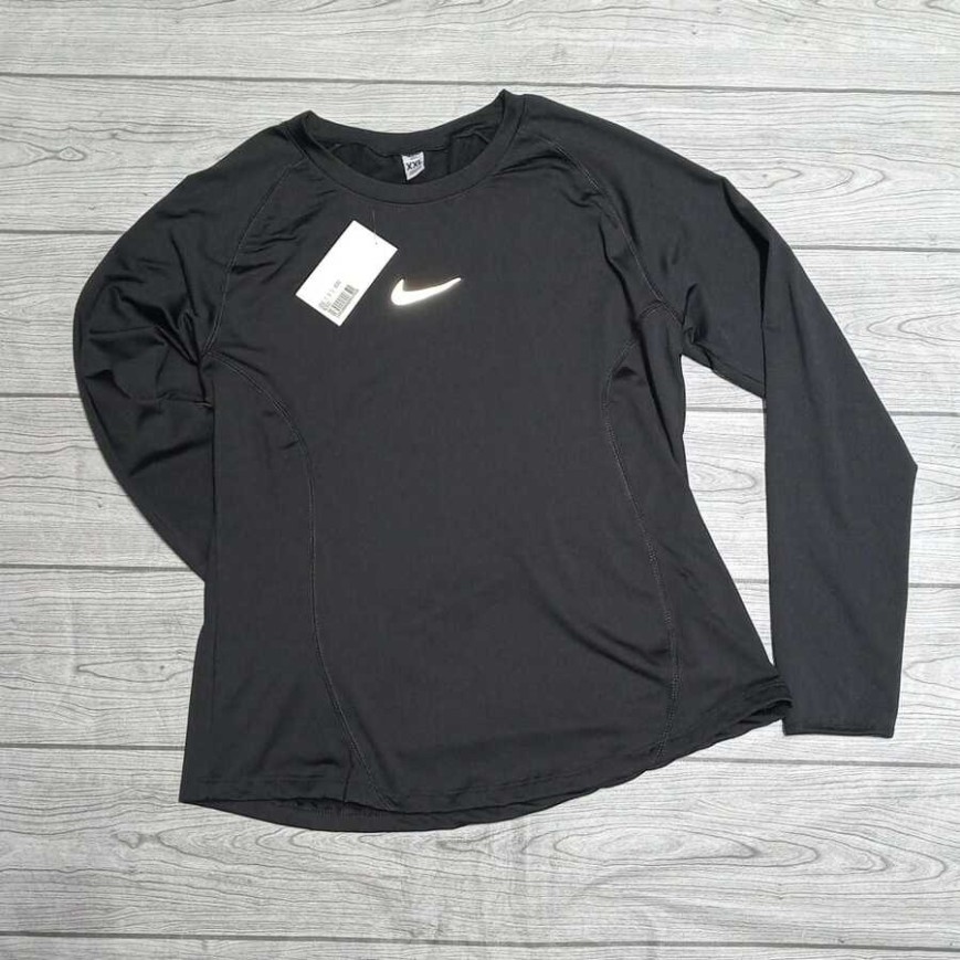 REMERA TERMICA RECORTES