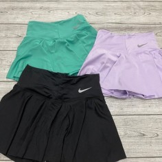 POLLERA SHORT SUELTA NIKE