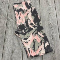 CICLISTA VERDE Y ROSA