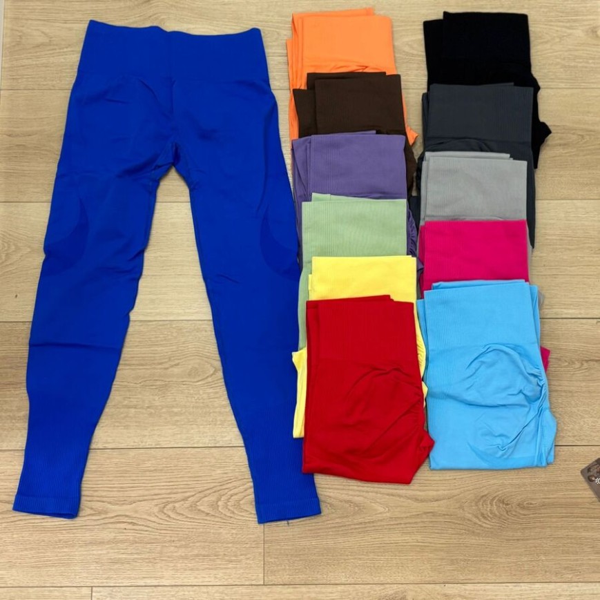 CALZA SEAMLESS LISA DETALLES