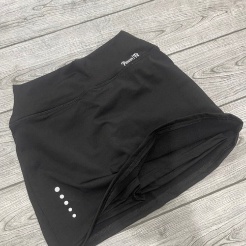 POLLERA SHORT AL CUERPO