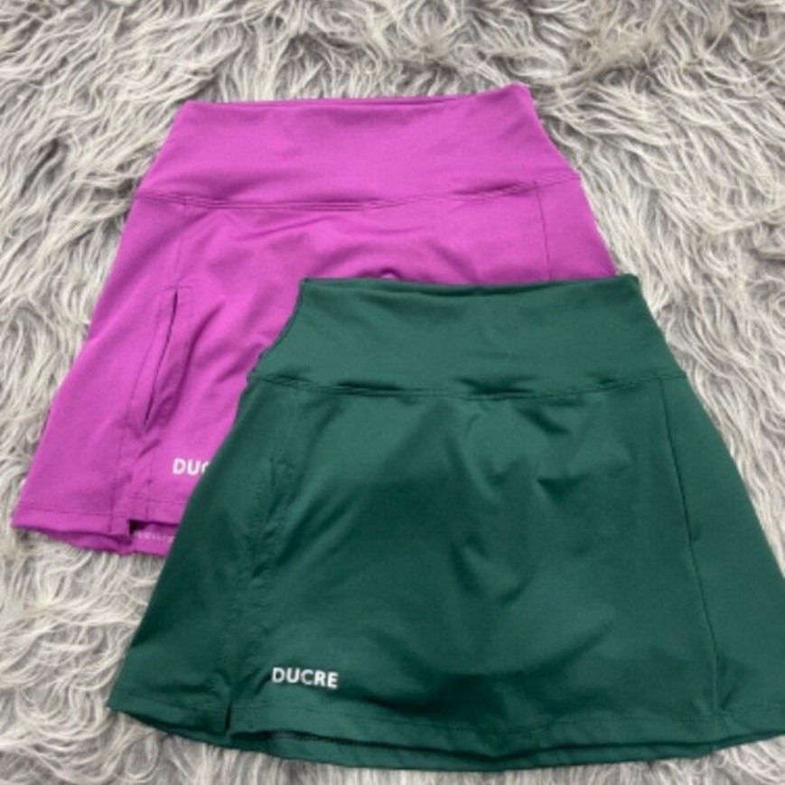 POLLERA CON TAJO DUCRE