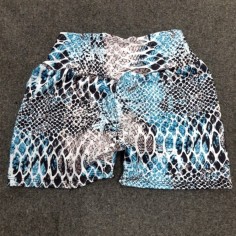 SHORT SNAKE CELESTE BLANCO NEGRO