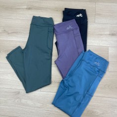 CALZA CON BOLSILLO LYCRA NK