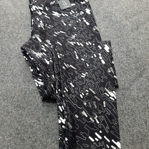 CALZA NEGRA ROMPECABEZA LADYFIT