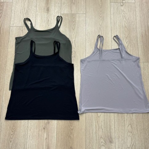 MUSCULOSA TIRA FINA LYCRA