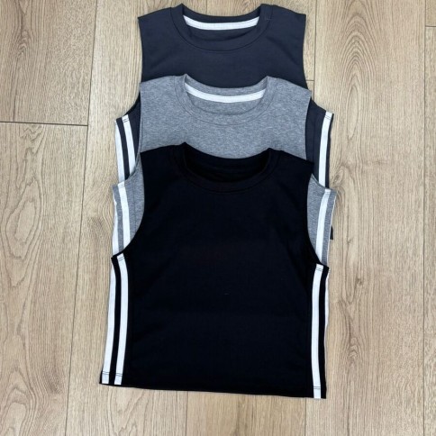 MUSCULOSA CROP RAYA COSTADO