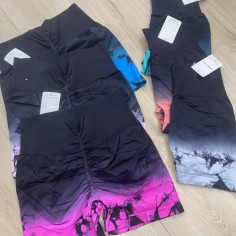 SHORT EN V MITAD BATIK