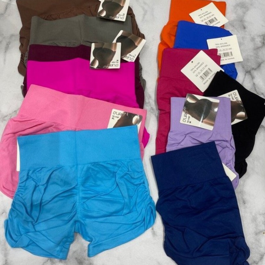 SHORT ARRUCHADO COSTADO