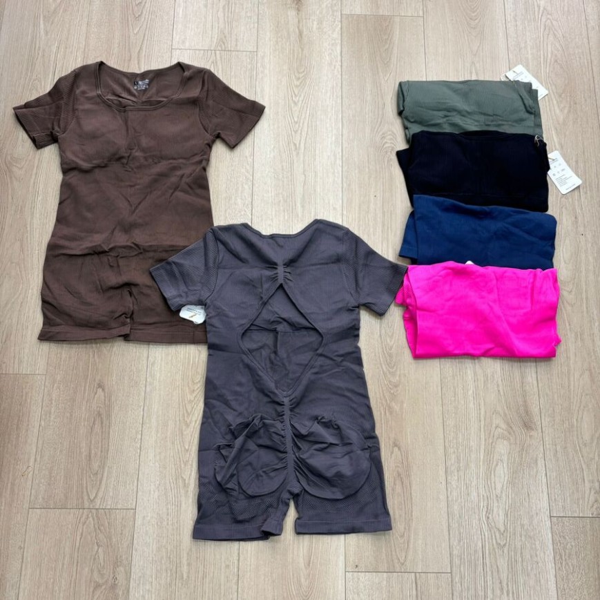 CATSUIT FRUNCE CON MANGAS