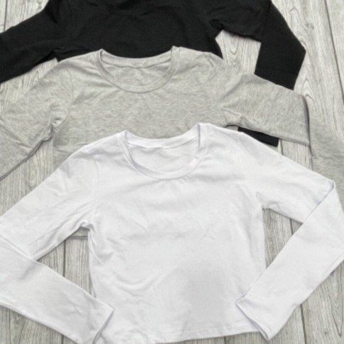 CROP MODAL MANGAS LARGAS BASICO