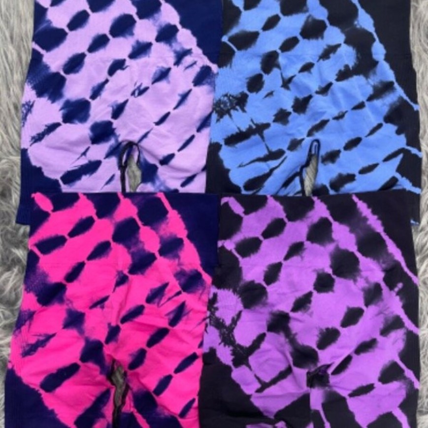 SHORT SEAMLES BATIK IVI