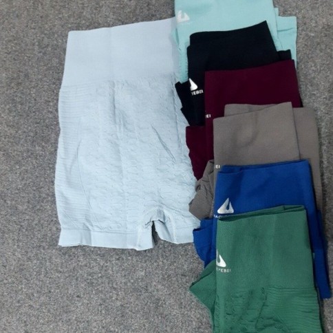 SHORT TEXTURADO SEAMLESS