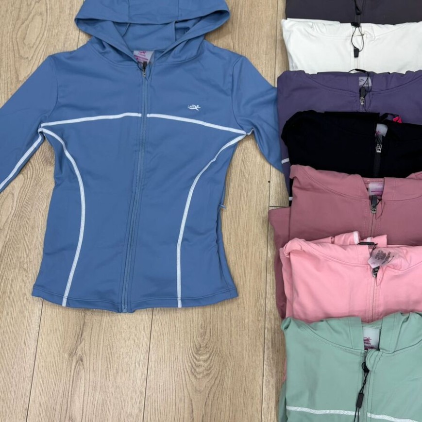 CAMPERA COSTURAS BLANCAS PREMIUM