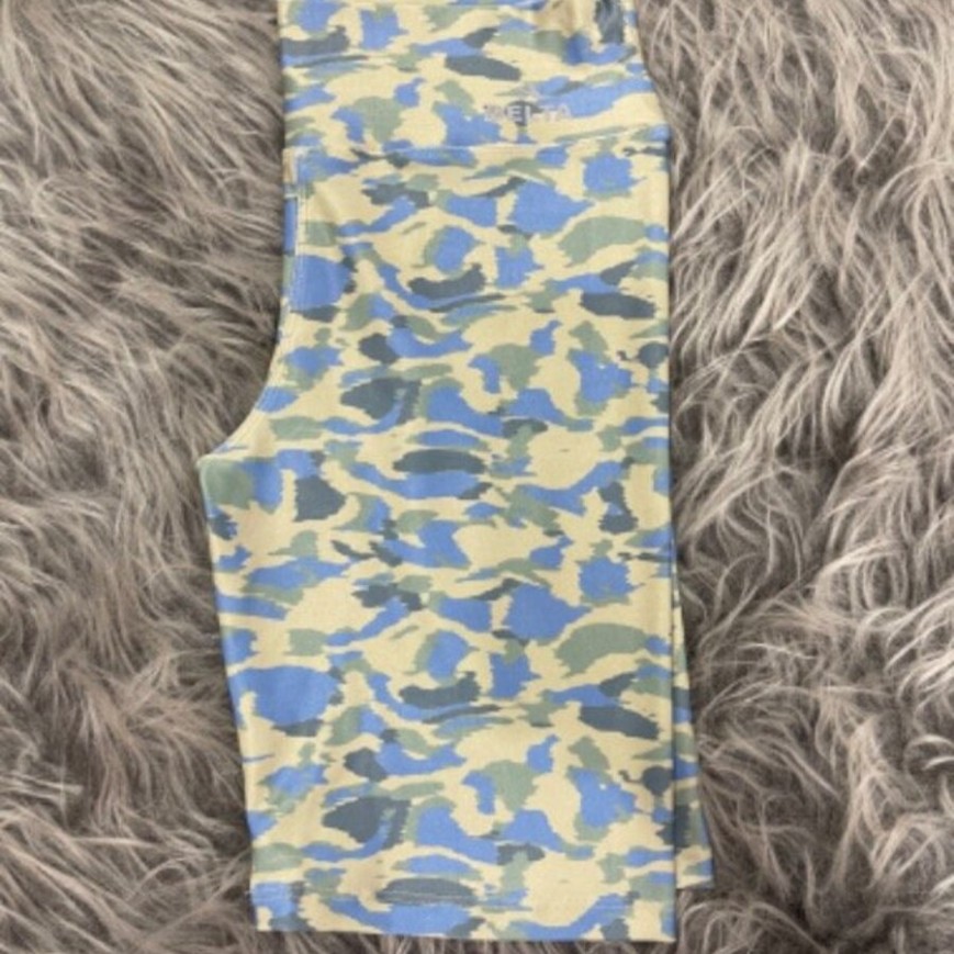 CICLISTA AZUL CON VERDE