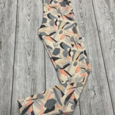 CALZA GARABATOS CREMITA CORAL Y GRIS