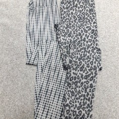 CALZA CON FONDO GRIS