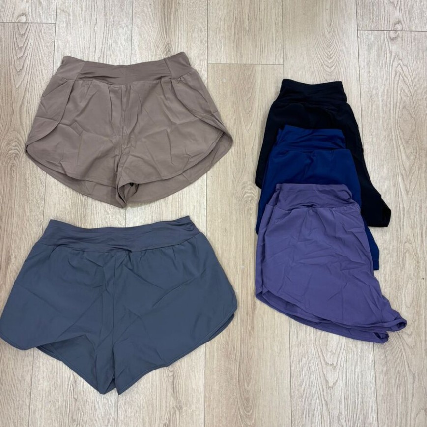 short suelto con calza