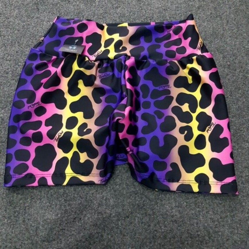 SHORT NEGRO PRIN VIOLETA CON ROSA