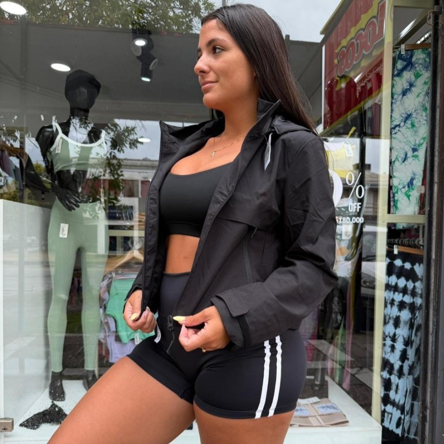 CAMPERA ROMPEVIENTO PREMIUM