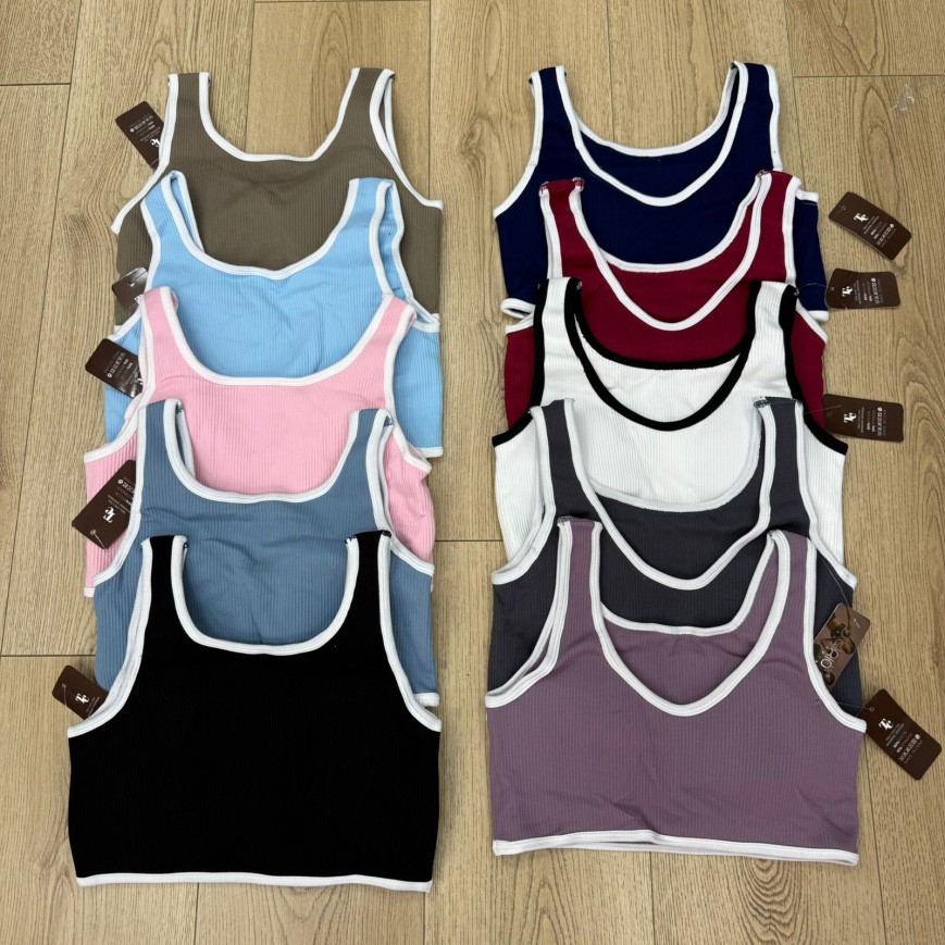 TOP CON BORDE ARMADO EN V