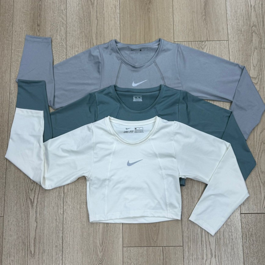 CROP MANGAS LARGAS LYCRA