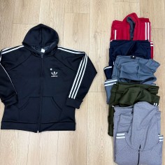 CAMPERA ADIDAS PLUSH DENTRO
