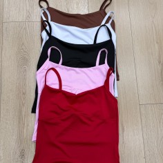MUSCULOSA BEBY