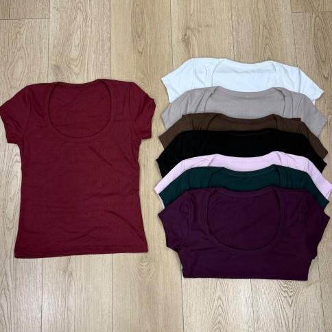 REMERA ALGODON AL CUERPO ESCOTADA
