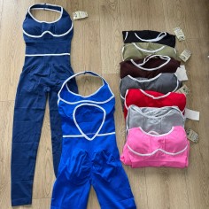CATSUIT ESCOTE MARILYN FRUNCE