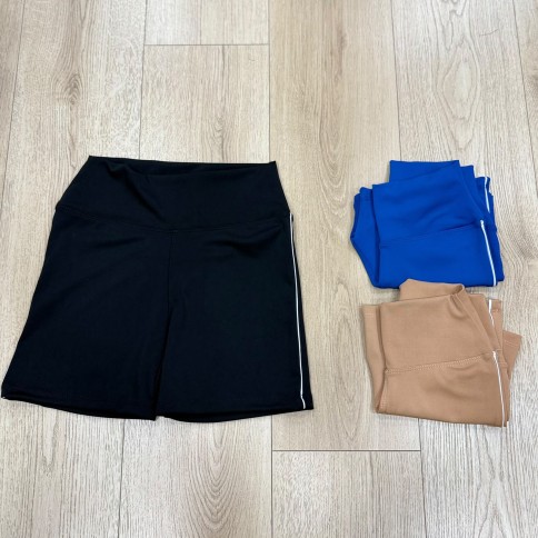SHORT CON RAYA LUNA
