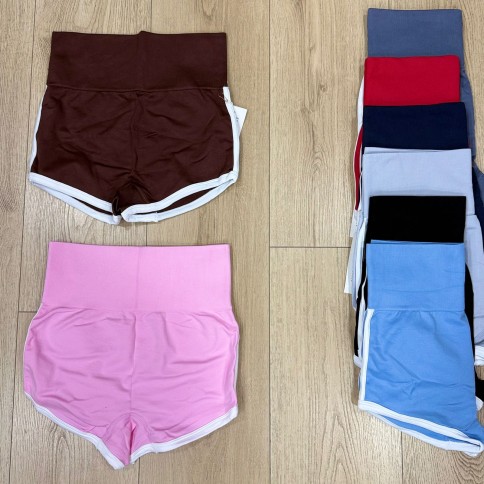 SHORT CON BORDE VICBLACK