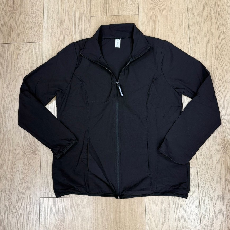 CAMPERA FINA DEPORTIVA